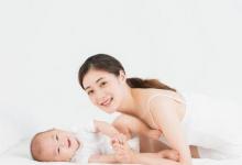 母乳性黄疸的主要特征都是什么